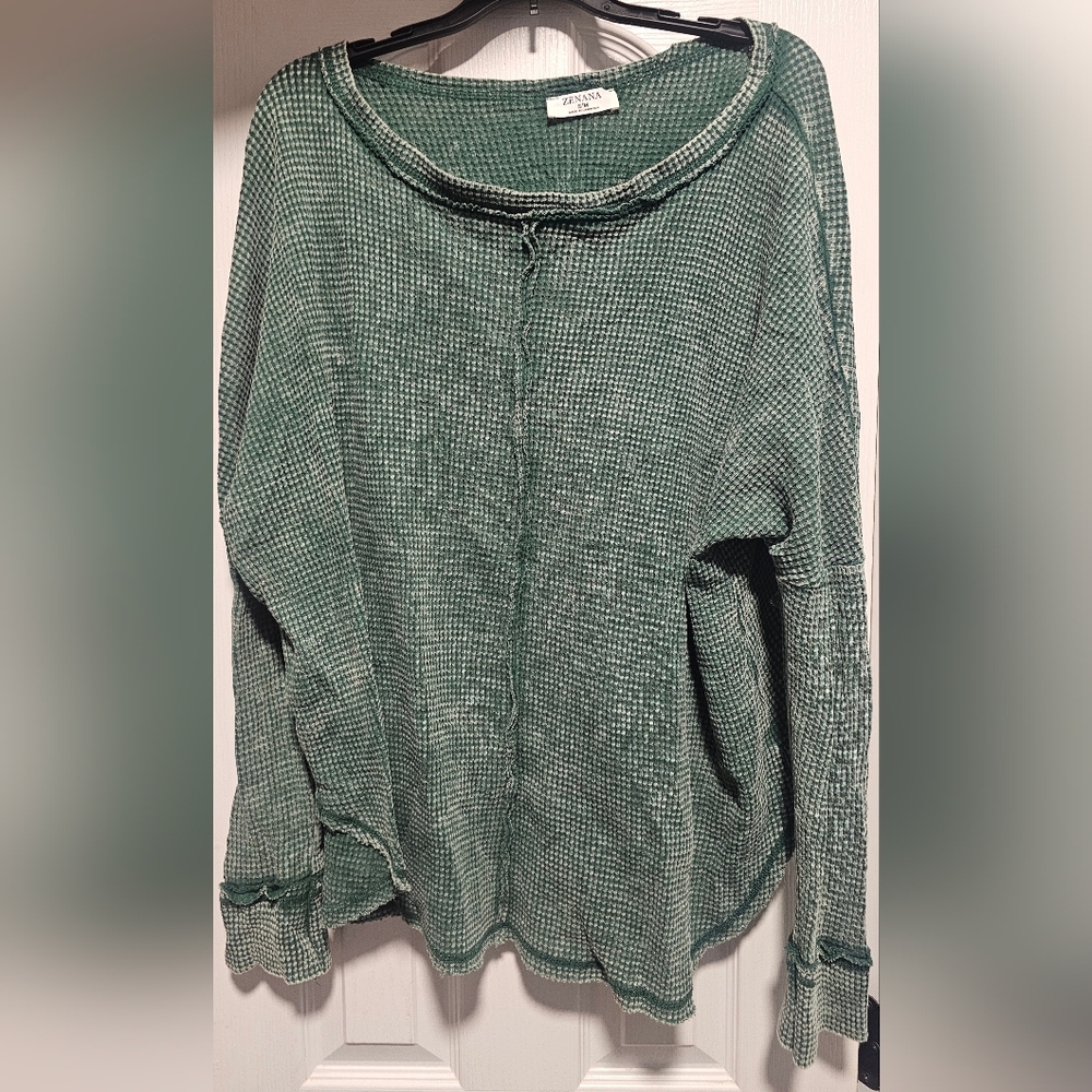 Zenana Mineral Wash Waffle Oversized Cut Edge Top in A green shade. SIZE MEDIUM - Picture 2 of 9